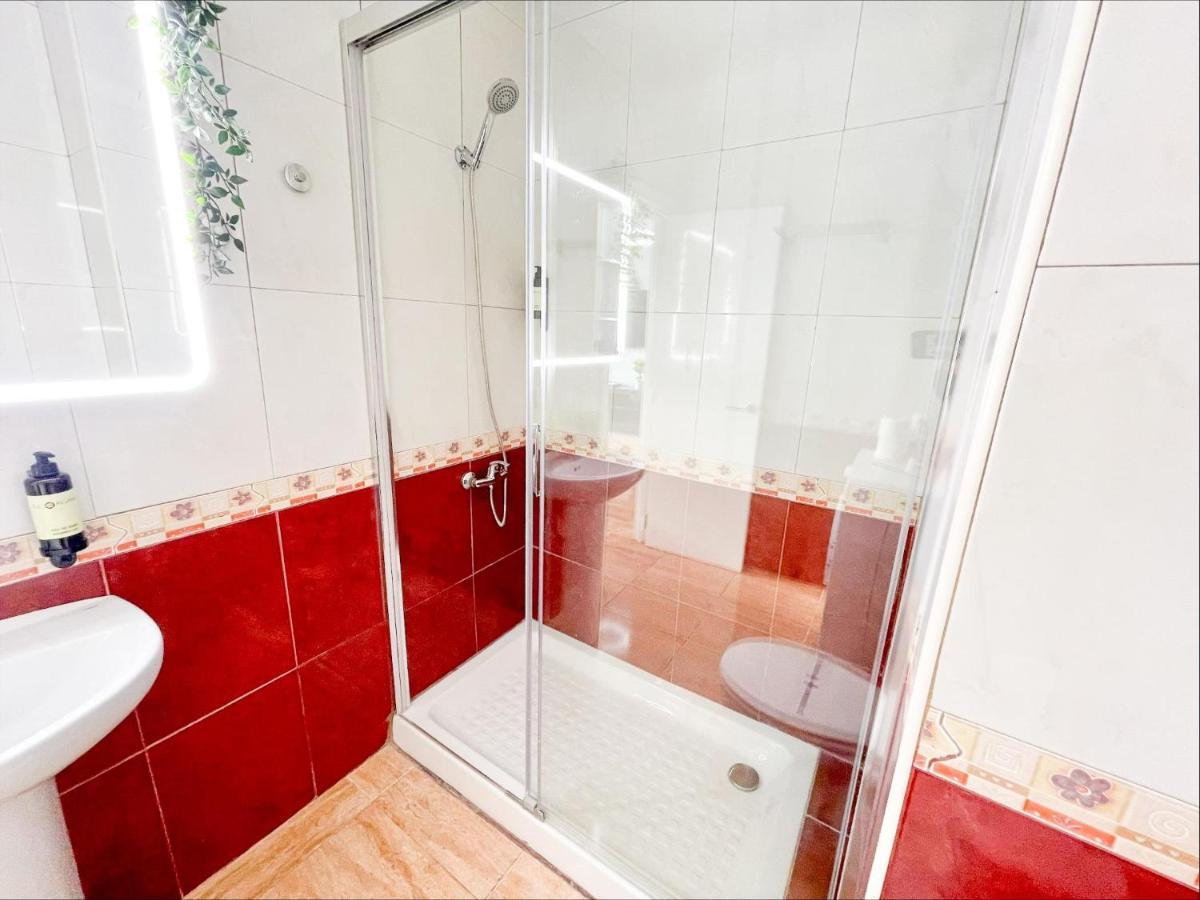Sands Of Time Holiday Home Плая дел Инглес Екстериор снимка